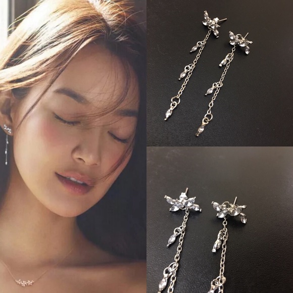 Earring - Picture 2 of 6